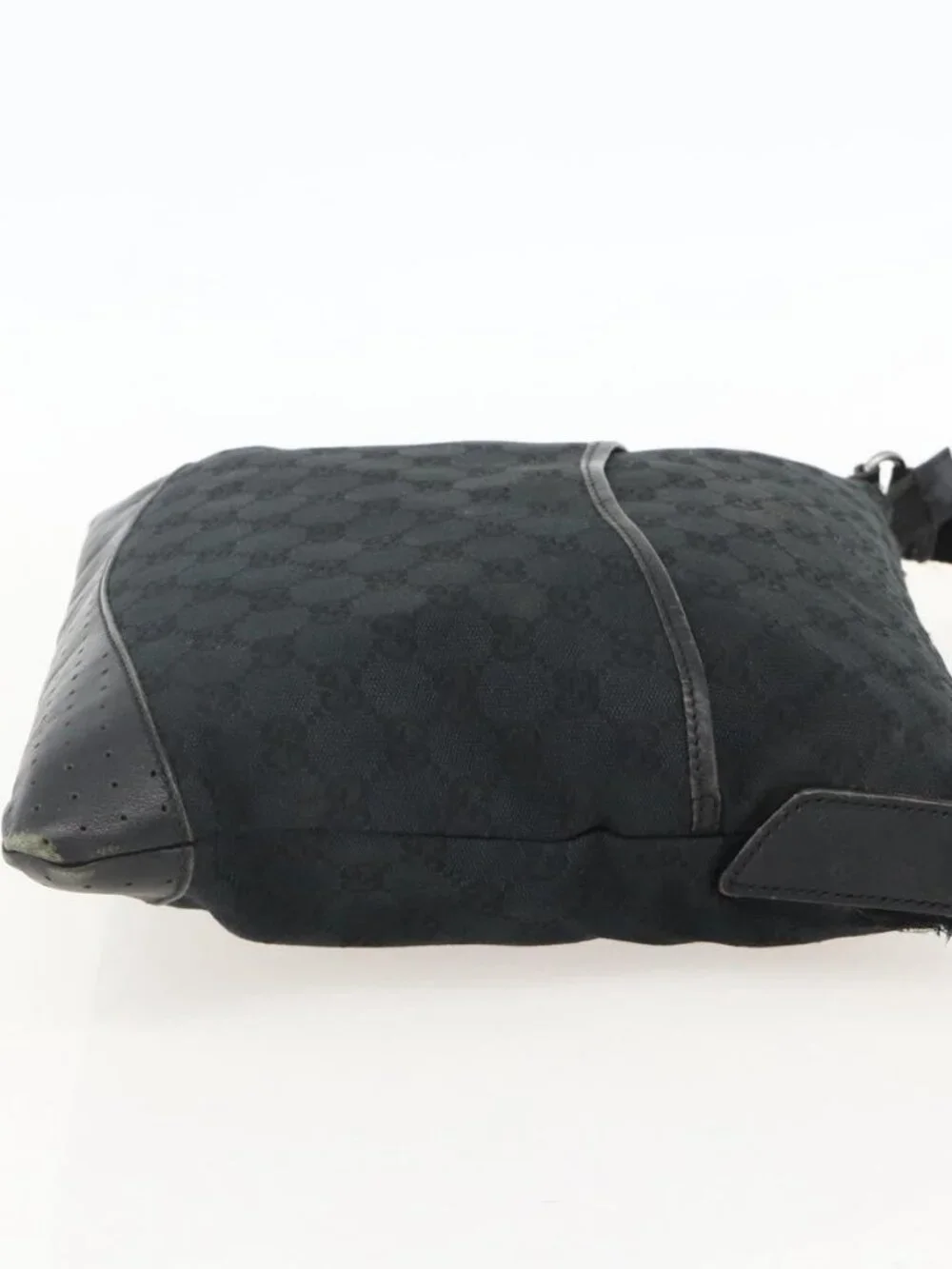 GUCCI GG Canvas Shoulder Bag Black Silver 145357 Auth 175338